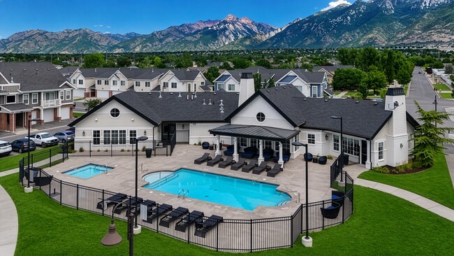 Building Photo - Draper Village
