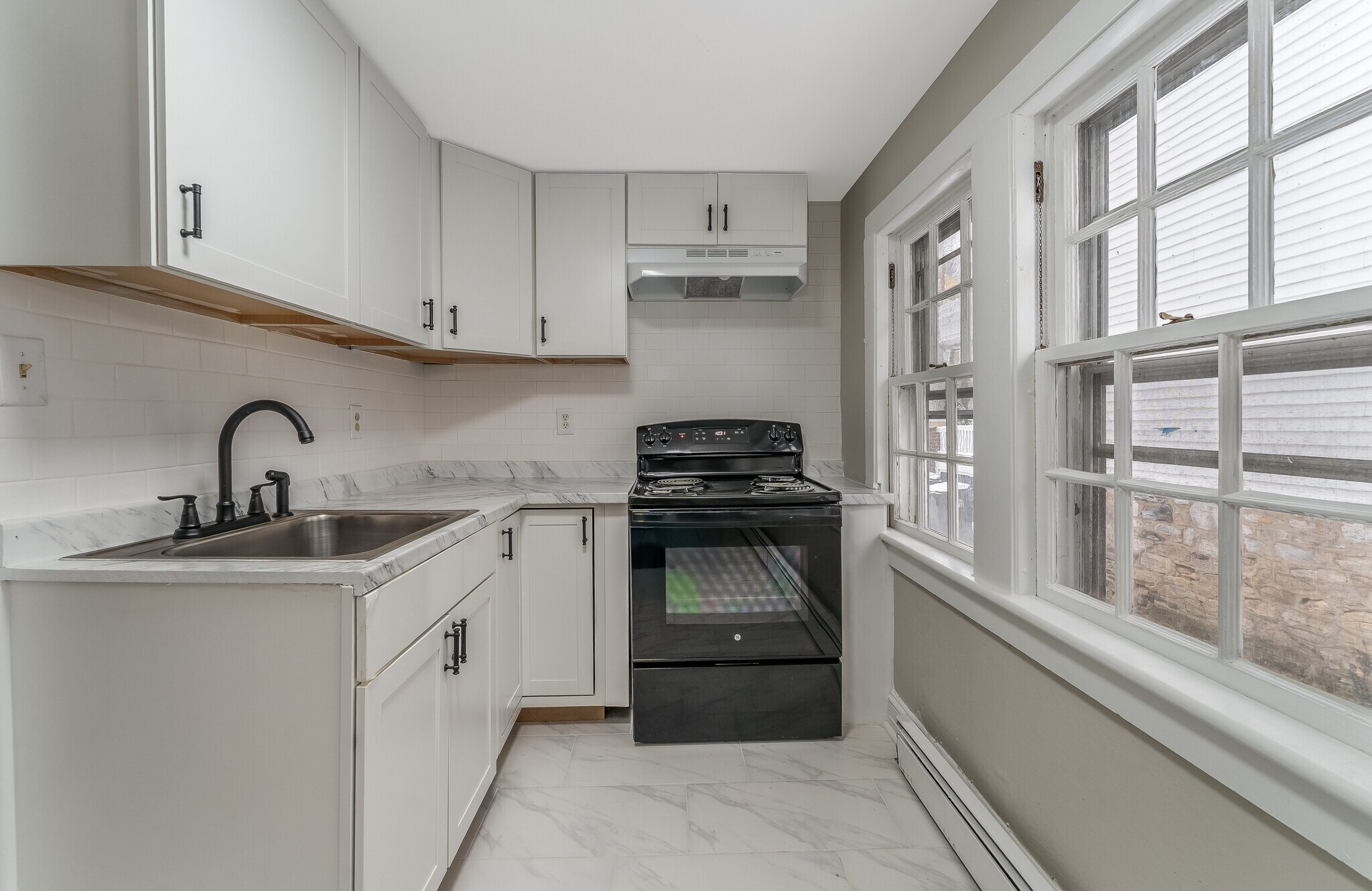 Building Photo - 20 Park Ave