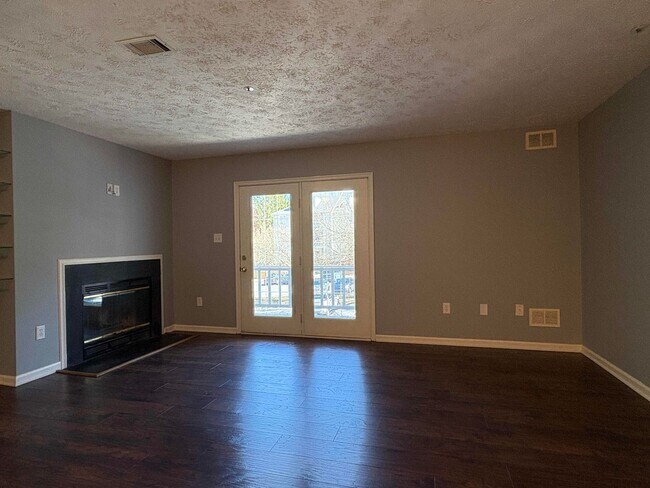 Building Photo - Great 2 Bedroom 2 Bath in Germantown