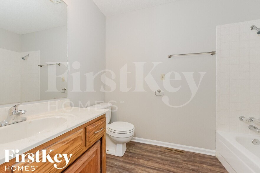 Building Photo - 18901 S Ash St