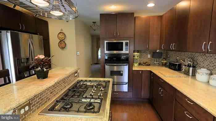 Building Photo - 16401 Andrea Ct