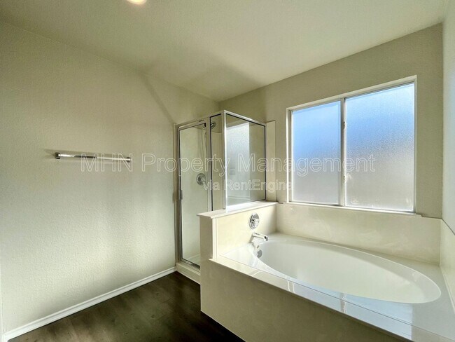 Building Photo - 7551 Paraiso Haven