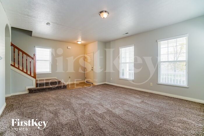 Building Photo - 5643 Holly River Ave