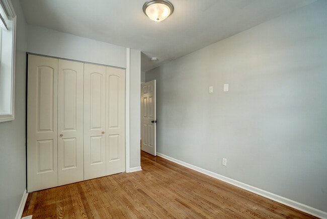 Building Photo - 1924 3rd Ave