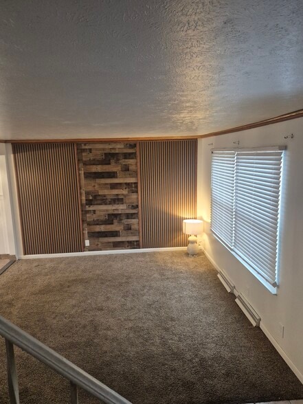 Primary Photo - 4147 New Rd