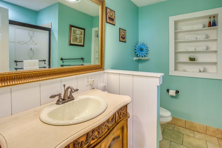 Building Photo - 1087 Burcale Rd