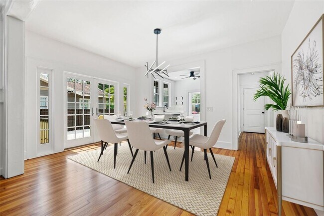 Building Photo - 2830 2nd Ave N