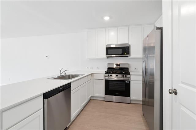 Building Photo - 3105 Campeiro Ave