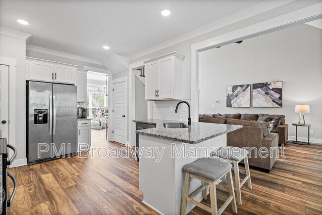 Building Photo - 181 Sherlock Dr
