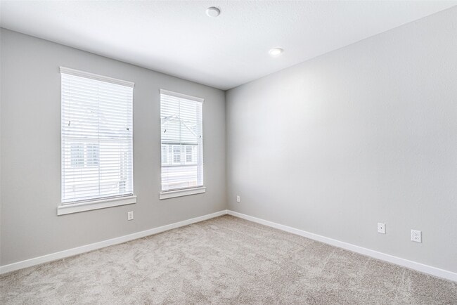 Building Photo - 8423 Berry Brush Ln