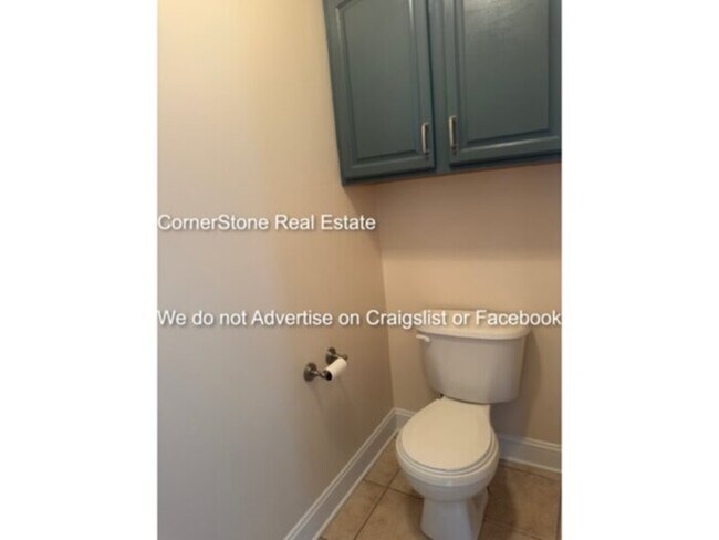 Building Photo - 6499 Chamblee Dr