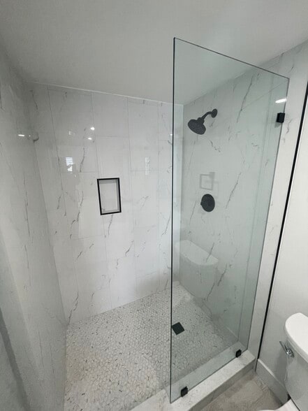 Building Photo - 300 Croton Ave