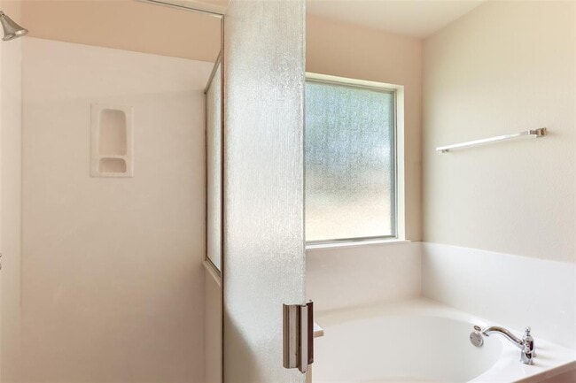 Building Photo - 2600 Grand Mission Way