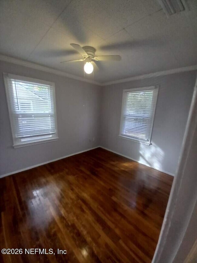 Building Photo - 3521 Ernest St