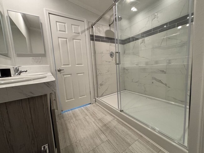 Building Photo - 2 Kimberly Ct