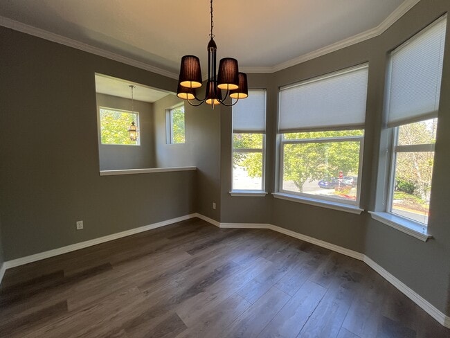 Building Photo - 13065 SW Seca Ct