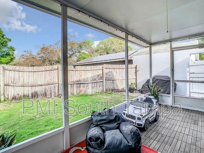 Building Photo - 2760 Braham Ct