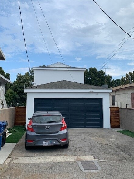 Garage space with tandem spot in driveway - 12713 Venice Blvd