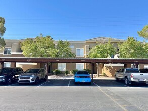 Building Photo - 8070 W Russell Rd