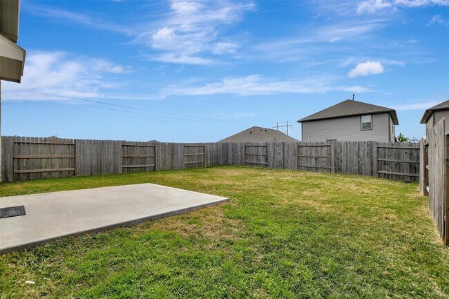 Building Photo - 1518 Carmona Ct