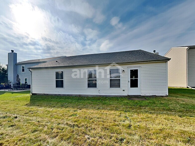 Building Photo - 12232 Carriage Stone Dr