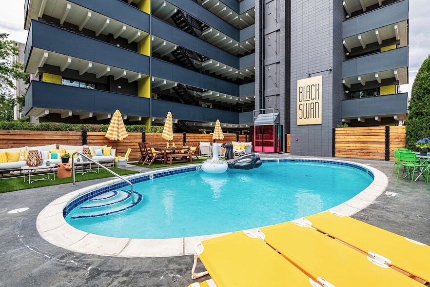 Black Swan Apartments 1380 Steele St Denver CO 80206 Apartment Finder