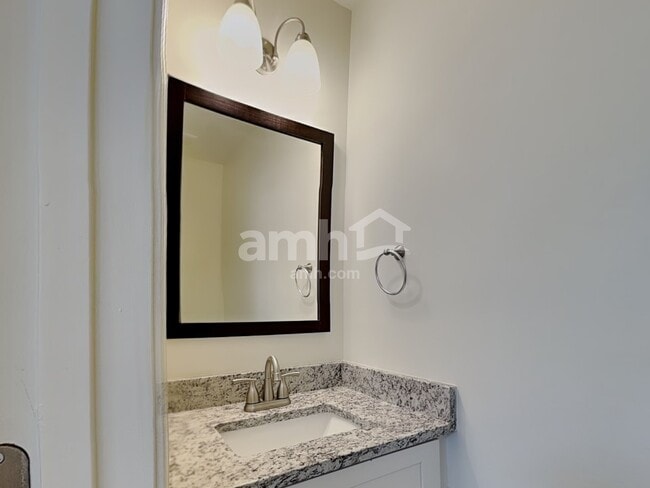 Building Photo - 5114 Wetlands Dr