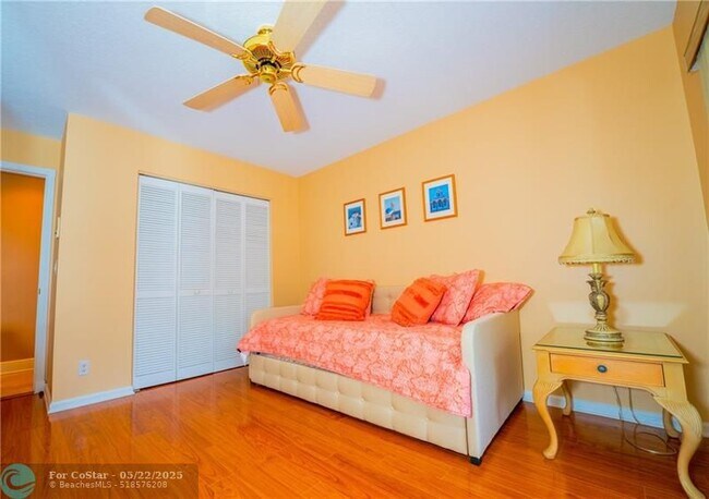 Building Photo - 20107 Ocean Key Dr