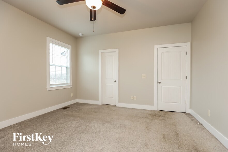 Building Photo - 1072 Harper Dean Wy