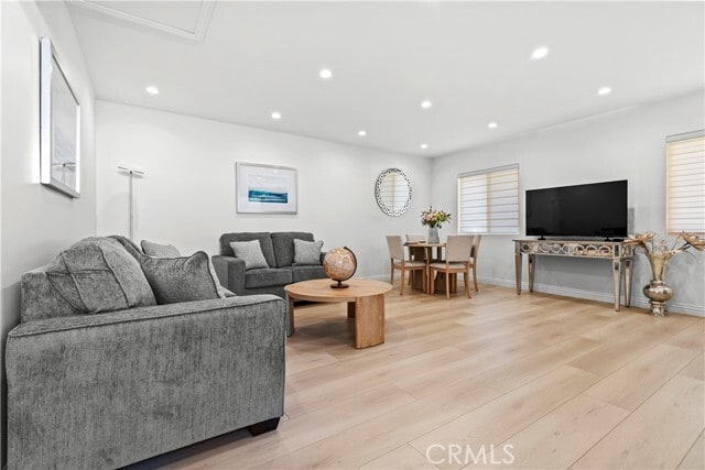 Building Photo - 6712 Ventura Canyon Ave