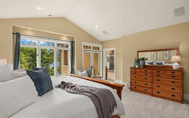 Building Photo - 4155 212th Way SE