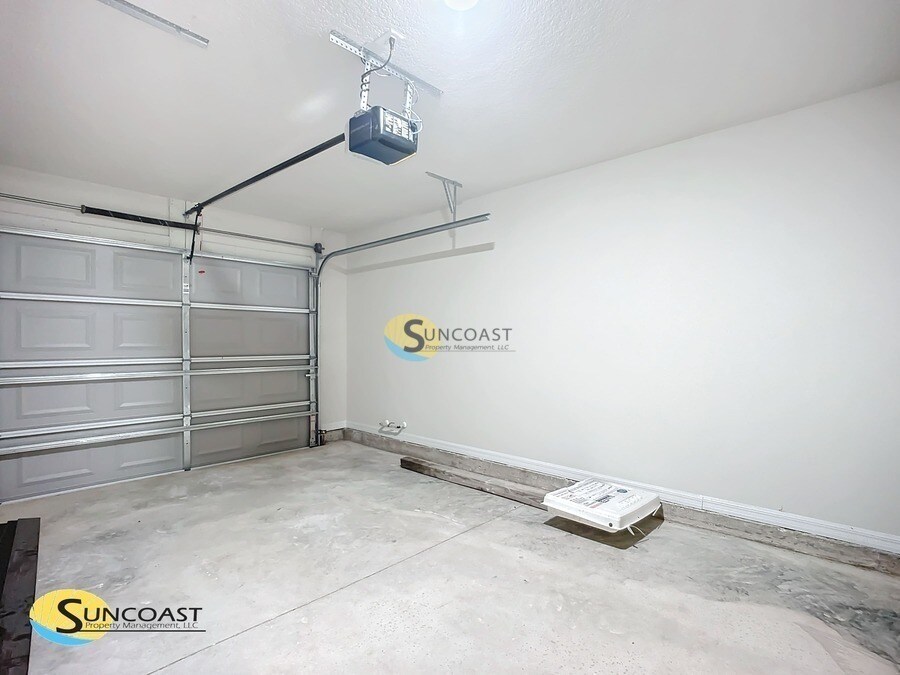 Building Photo - 40 Seathorn Path