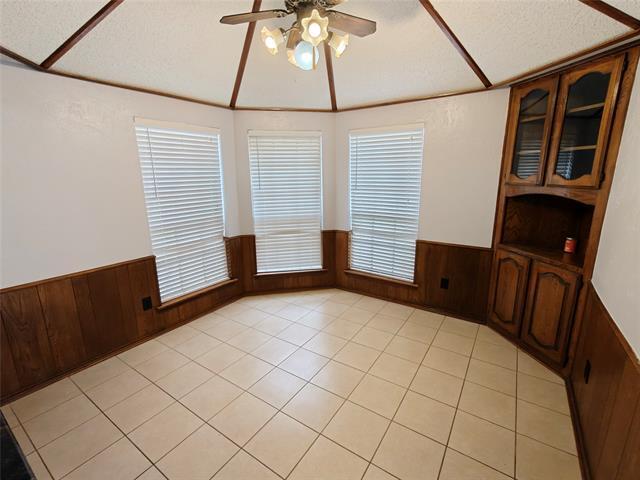Building Photo - 4108 Mesa Dr