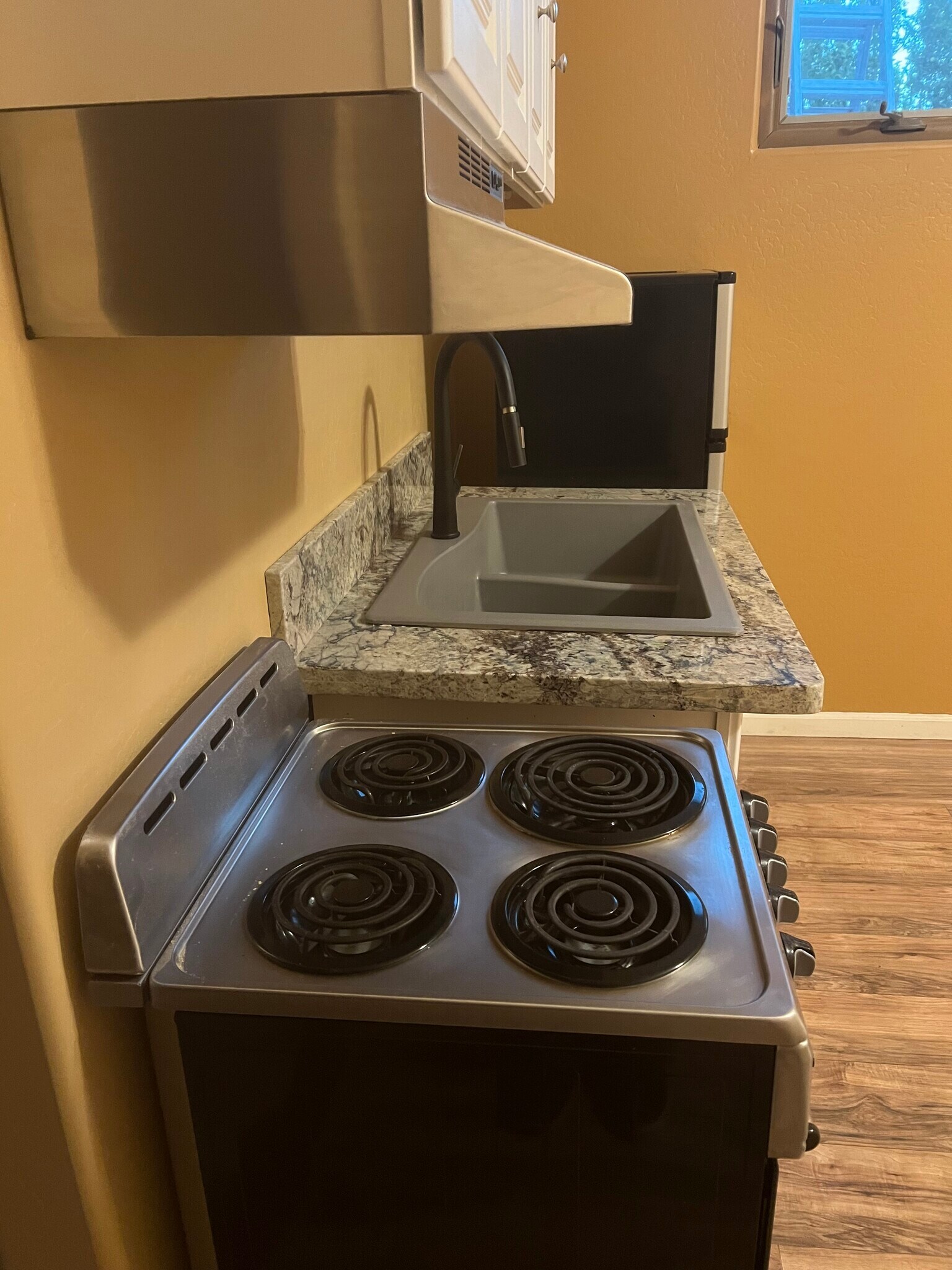 Building Photo - 6423 W Maya Way