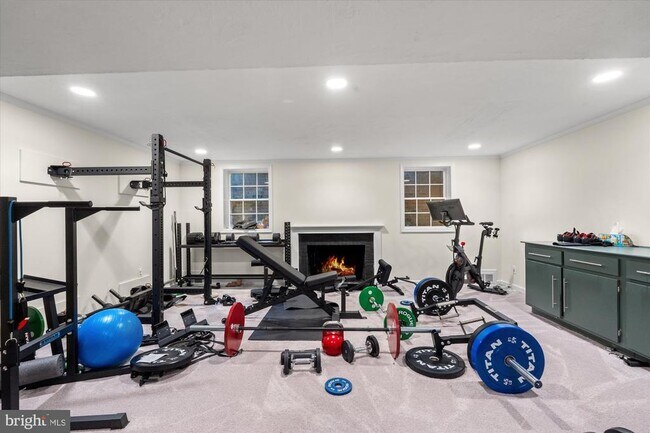 Building Photo - 3701 Blackthorn Ct