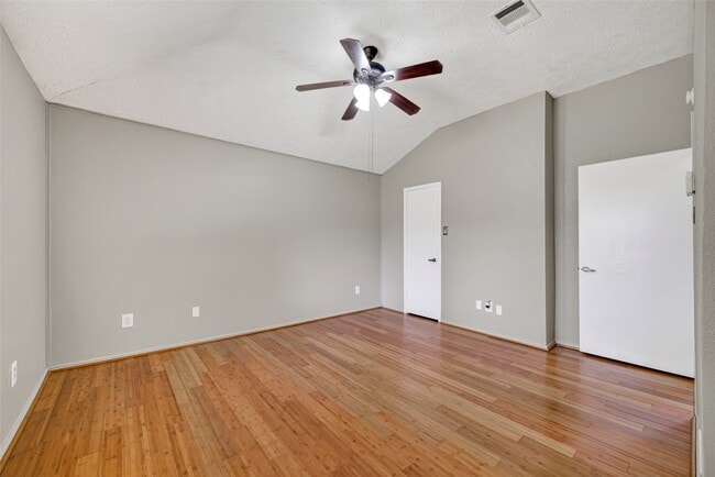 Building Photo - 14002 Kathi Lynn Ln