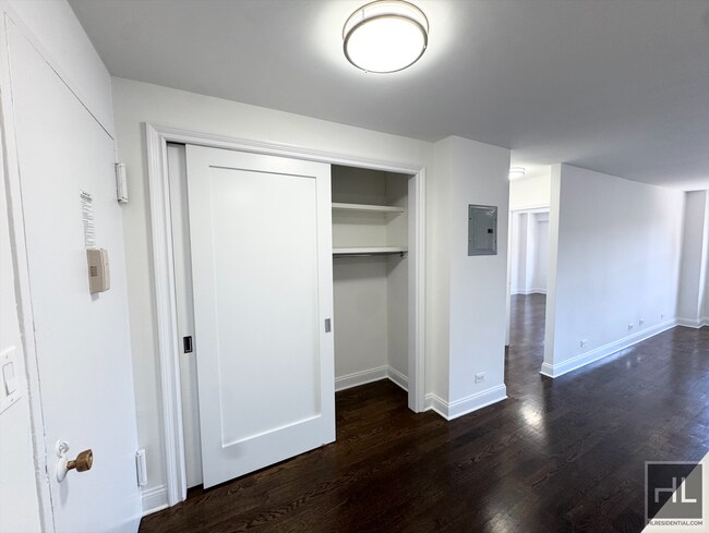 Building Photo - East 16 Avenue