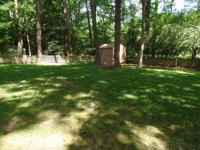 Building Photo - 2036 Back River Ln