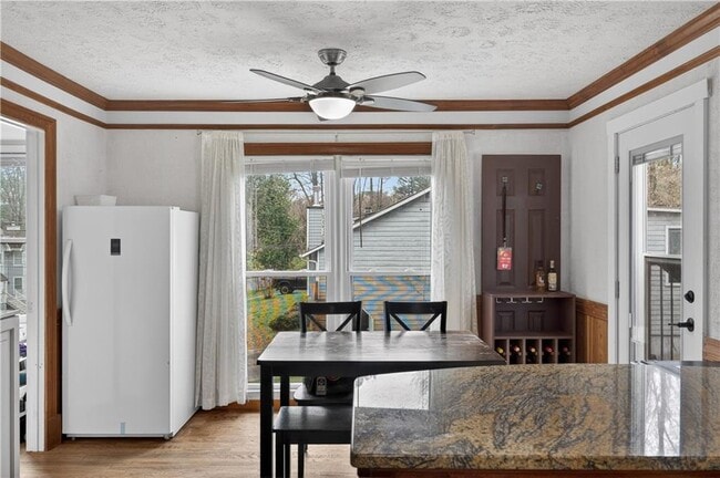 Building Photo - 2878 Cardinal Trce