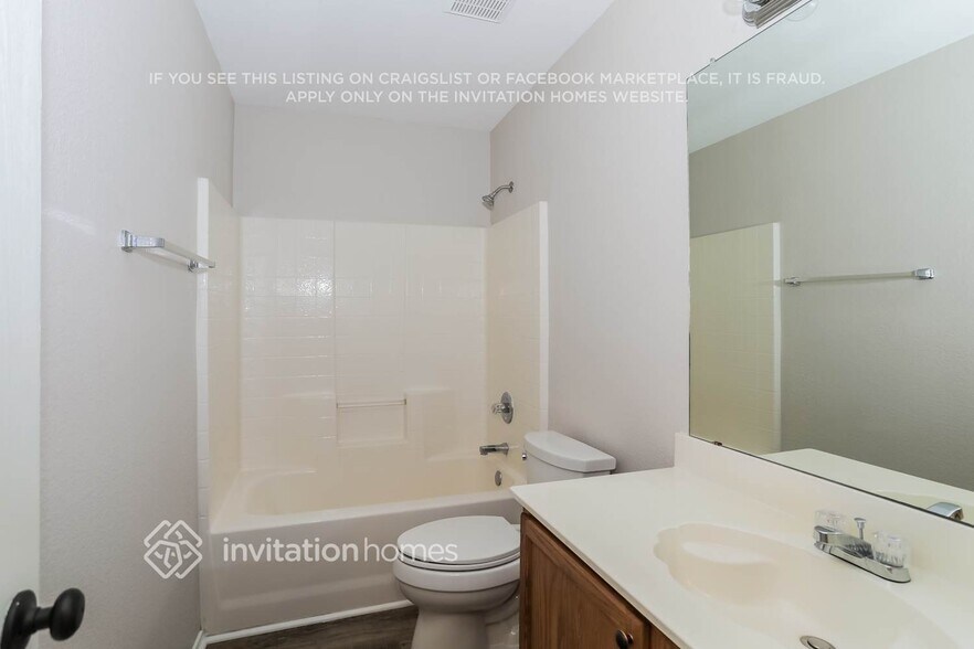 Building Photo - 108 Post Oak Dr