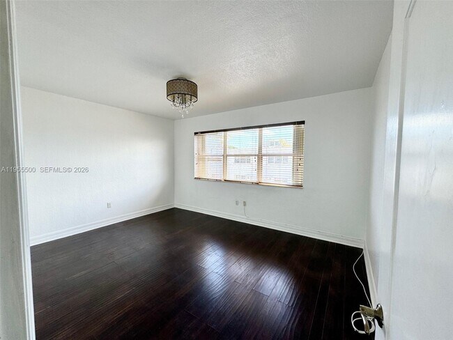 Building Photo - 7801 Hispanola Ave