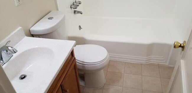 Building Photo - 2233-2235 Euclid