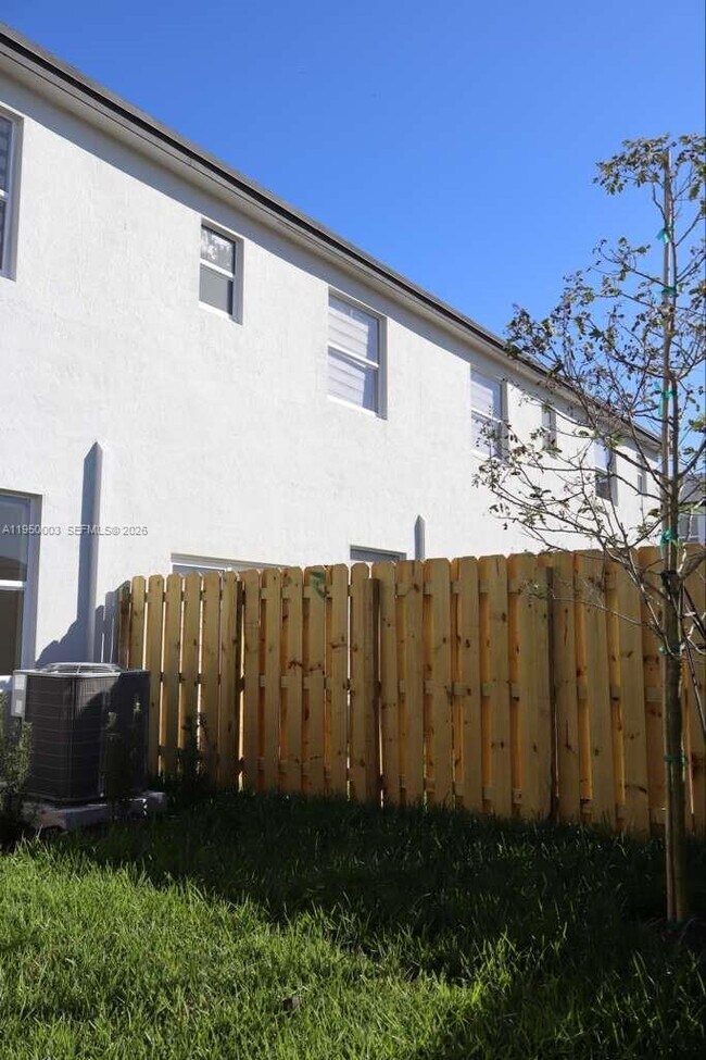 Building Photo - 26824 SW 121st Ave