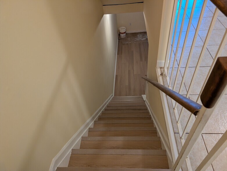 Building Photo - 3829 Water Drop Ct
