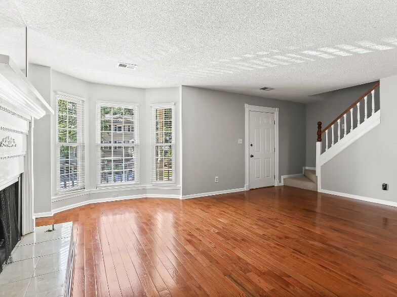 Building Photo - 5152 Afton Way