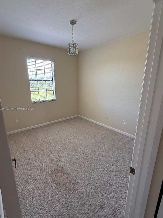 Building Photo - 1760 SW Via Rossa
