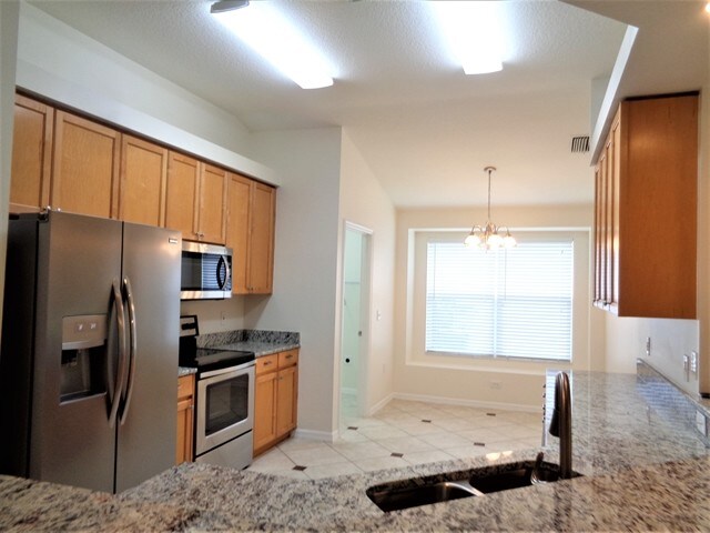 Building Photo - 3704 Lockridge Dr