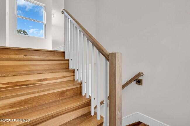 Building Photo - 2334 Adams Ave