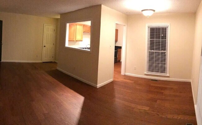 Building Photo - "Charming 3-Bed Home with Hardwood Elegance in Downtown Raleigh Oasis!"