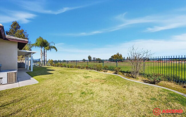 Building Photo - 5406 Pelican Hill Dr